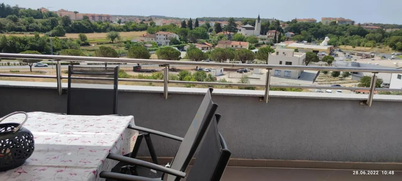 Twins Markovic Apartments Pula Croatia